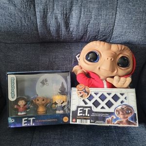 ET doll and little people figures
